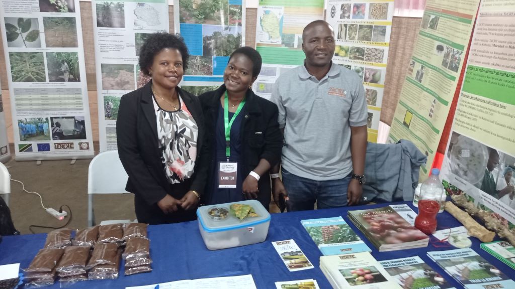 Representatives of Tanzania coffee research institute
